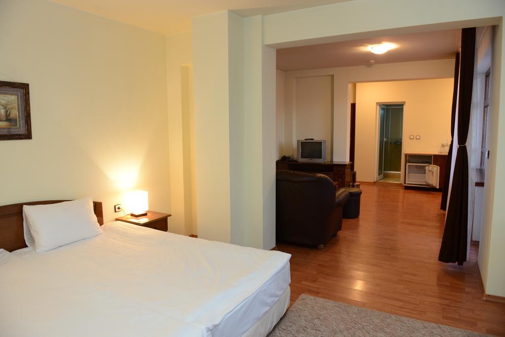 Holiday Group Hotel Bansko Exterior photo